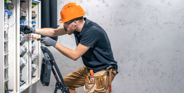 Best Industrial Electrical Services  in Clewiston, FL